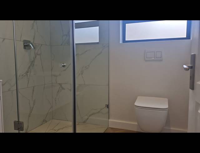 4 BEDROOM FREEHOLD FOR SALE IN SANDOWN
